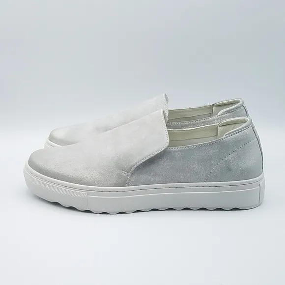 J/Slides Perrie Slip On Shoes Size 8.5 Silver