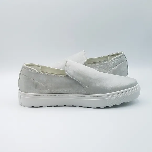 J/Slides Perrie Slip On Shoes Size 8.5 Silver