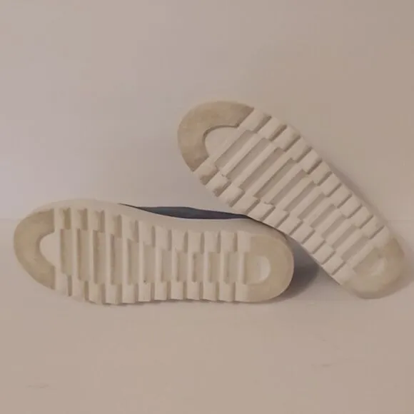 J/Slides Slip On Sneaker Blue Size 7 Leather