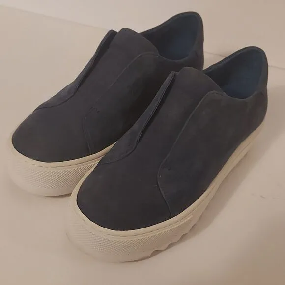 J/Slides Slip On Sneaker Blue Size 7 Leather
