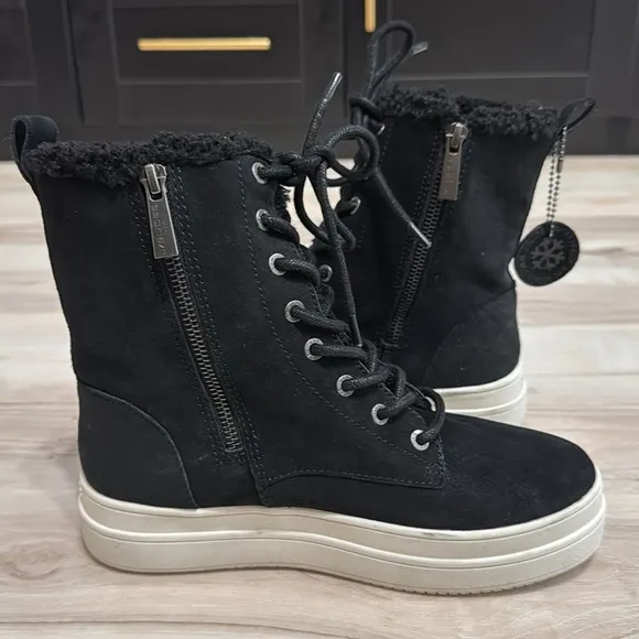 J/SlidesTORRIE WATERPROOF LACE UP BOOT