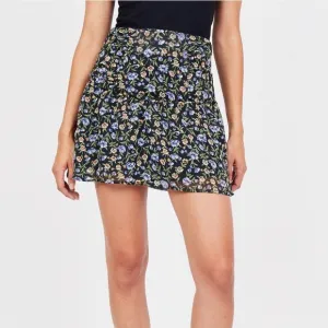 Julep &amp; Petals Floral Mini Skirt