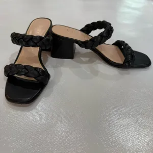 kate spade Womens Size 7.5 Sandal Juniper Puffy Braided Black Leather