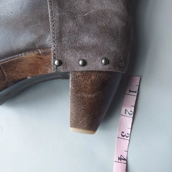 KDB Kelsie Dagger Brooklyn Platform suede leather Booties Sz-8.5