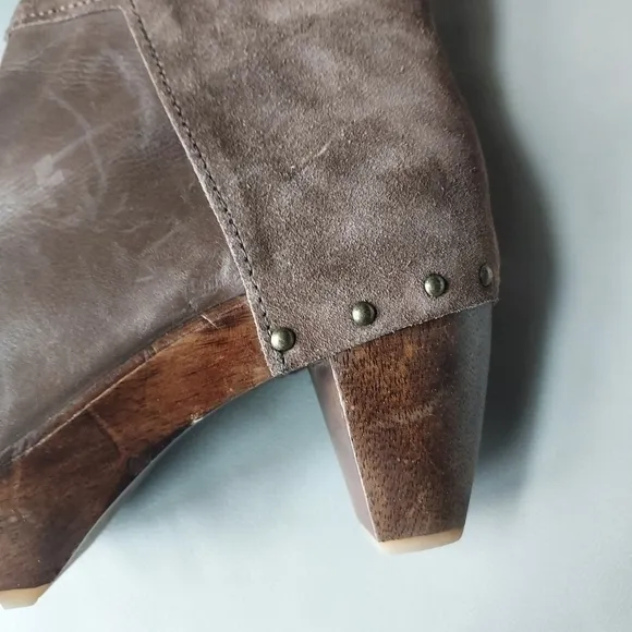 KDB Kelsie Dagger Brooklyn Platform suede leather Booties Sz-8.5