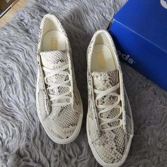 KEDS | NIB Remi Leather Slip On Cream Snake Print Size 7