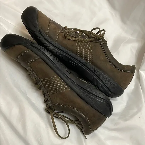 Keen Comfortable Brown Leather Quality Oxfords w/ Supportive Rubber Soles, 12
