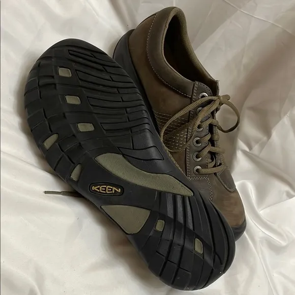 Keen Comfortable Brown Leather Quality Oxfords w/ Supportive Rubber Soles, 12