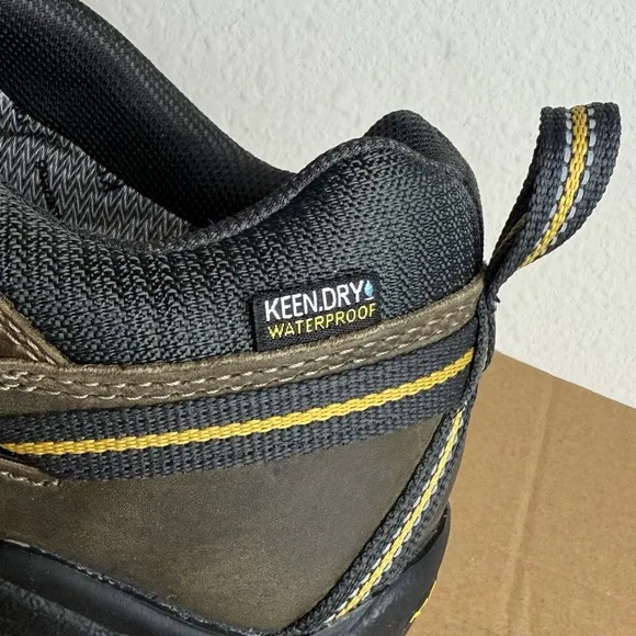 Keen M7/W8.5 Targhee II Waterproof Hiking Shoes Cascade Brown/Golden Yellow