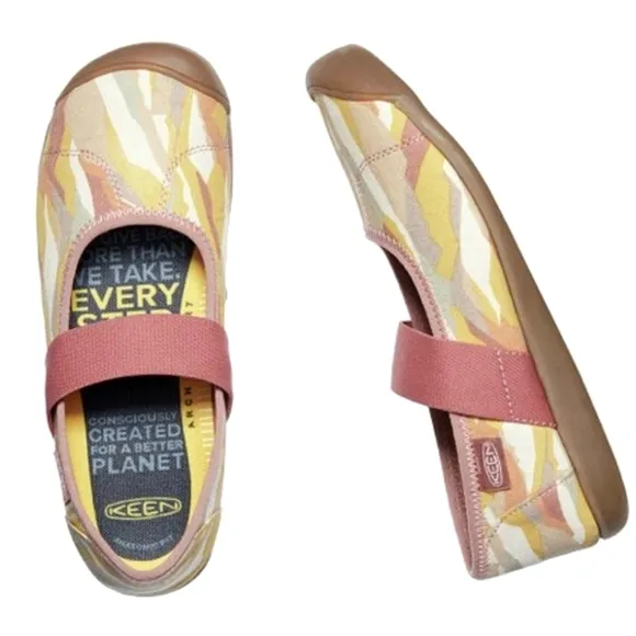 Keen Sienna Canvas Mary Jane Slip On Flat Brick Dust Women's 7
