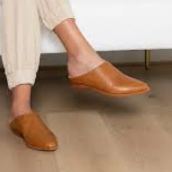 KELSI DAGGER Brooklyn Sail Faux Shearling Lined Mules Clogs In Saddle Brown 8.5