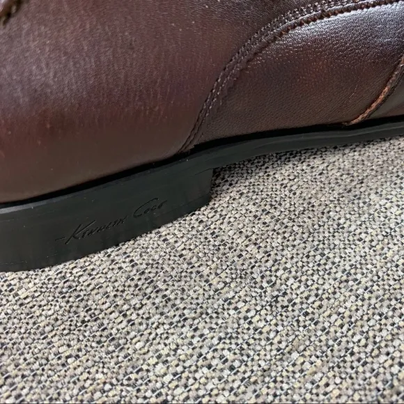 Kenneth Cole Leather Wingtip Oxford, Brown 12, EUC
