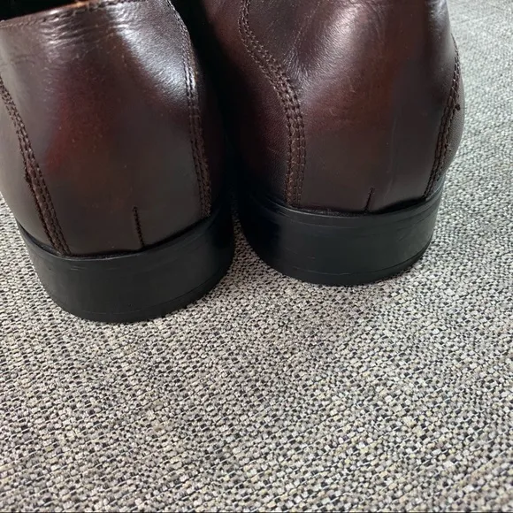 Kenneth Cole Leather Wingtip Oxford, Brown 12, EUC