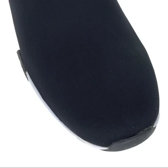 Kenneth Cole Santell Black Neoprene Slip On Sneakers Size 9.5M