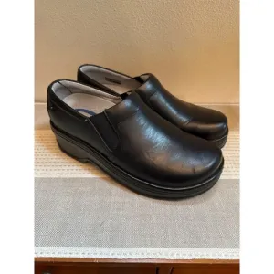 Klogs Naples Smooth Black Leather Closed back Clog Size 7 Orthotic Friendly
