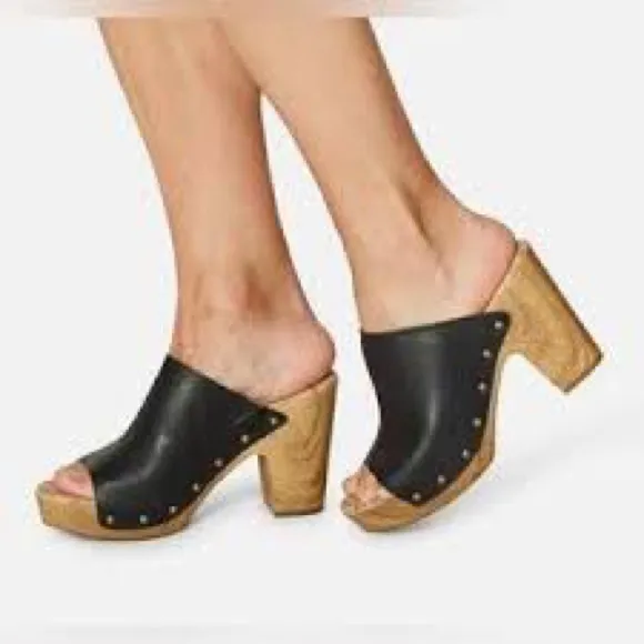 Kork Ease Danika Clogs Studded Mule Sandal Peep Open Toe Leather Black Size 10M