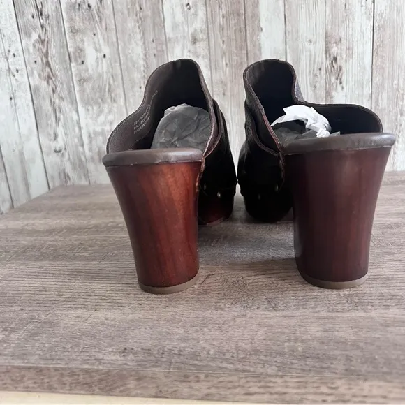 Kork-Ease Studded Leather Clogs Size 8