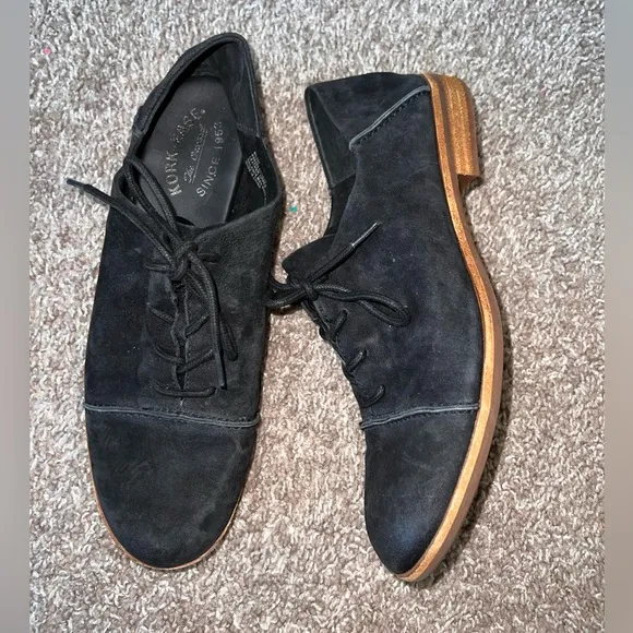 Kork-Ease Tillery black Suede Lace Up Oxfords