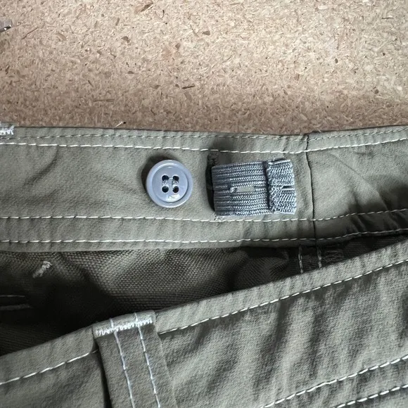 KUHL Pants Boy's Large 14-16 Renegade Cargo Nylon Olive Green Hiking Outdoors