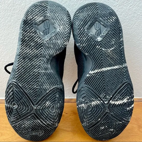 Kyrie Irving 3 GS `Marble’ Basketball Shoes