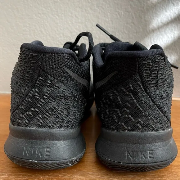 Kyrie Irving 3 GS `Marble’ Basketball Shoes