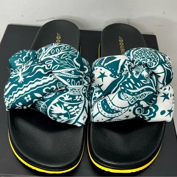 LA DOUBLEJ. Treccia Knotted Slides, Blue Ionic Twill Paisley, Size 8/ EU 40