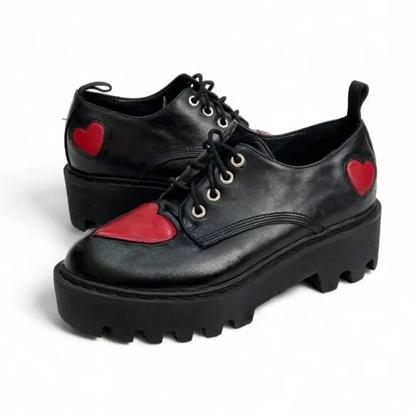 Lamoda Red Heart Black Platform Oxfords Size 6