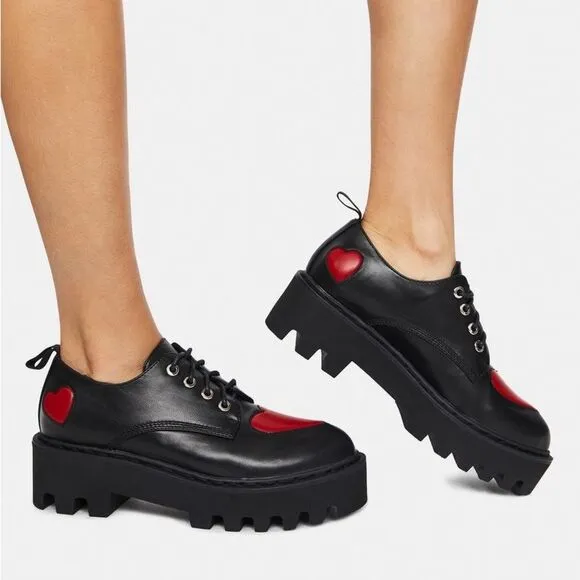Lamoda Red Heart Black Platform Oxfords Size 6
