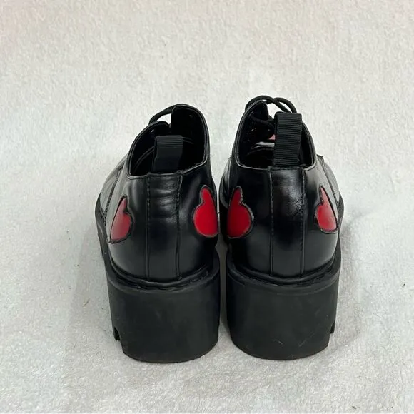 Lamoda Red Heart Black Platform Oxfords Size 6