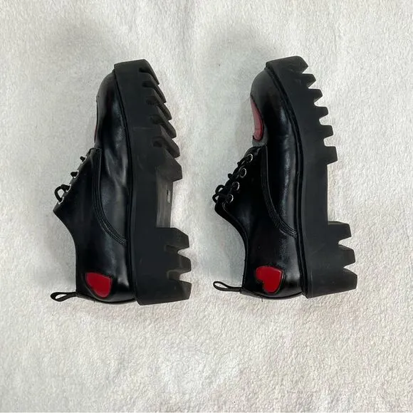 Lamoda Red Heart Black Platform Oxfords Size 6