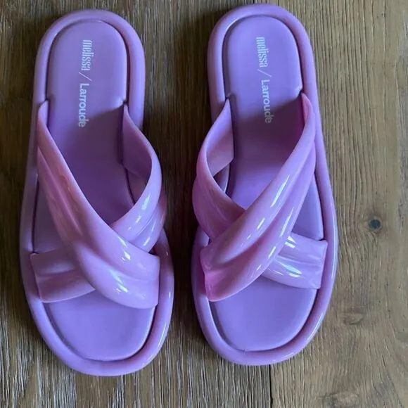 LARROUDE  X Melissa Cali Cross-Strap Slides - Lilac