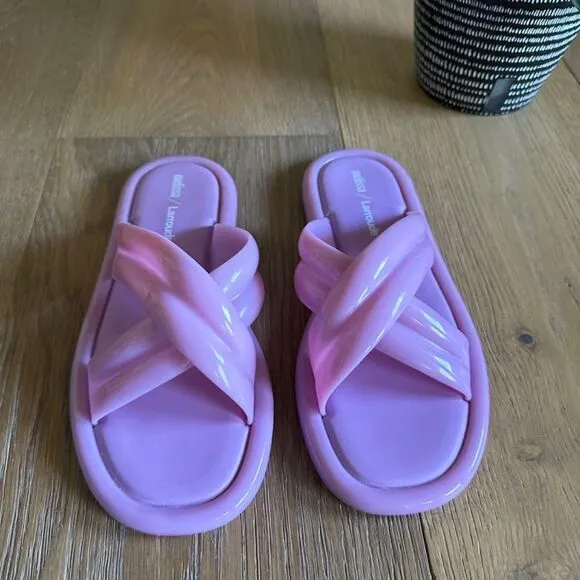 LARROUDE  X Melissa Cali Cross-Strap Slides - Lilac