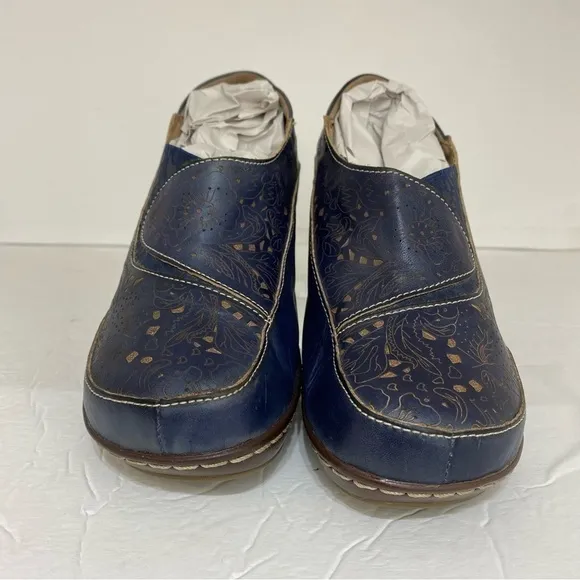 L'artiste Burbank Blue/Tan Clogs Size 9.5 (40)