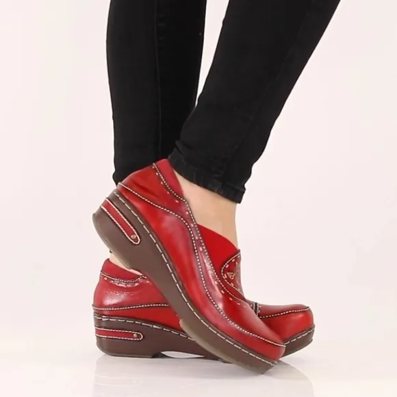 L'ARTISTE Burbank Clogs Red NEW Size 41 US 9.5-10