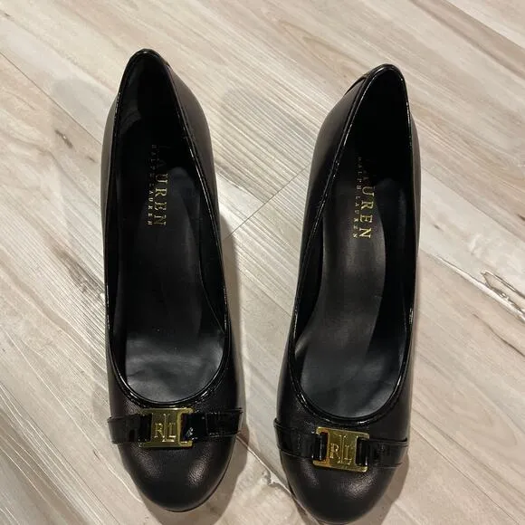 LAUREN Ralph Lauren class logo black pump heels size 6 B