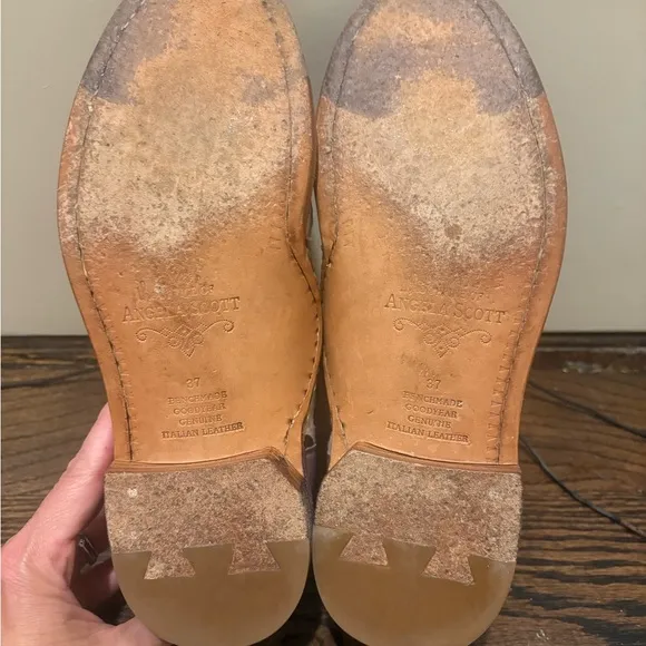Leopard Print Lace-Up Oxfords