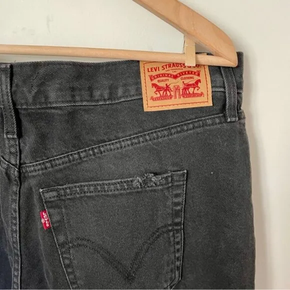 Levi's High Waisted Mom Women's Jeans Black Size 34