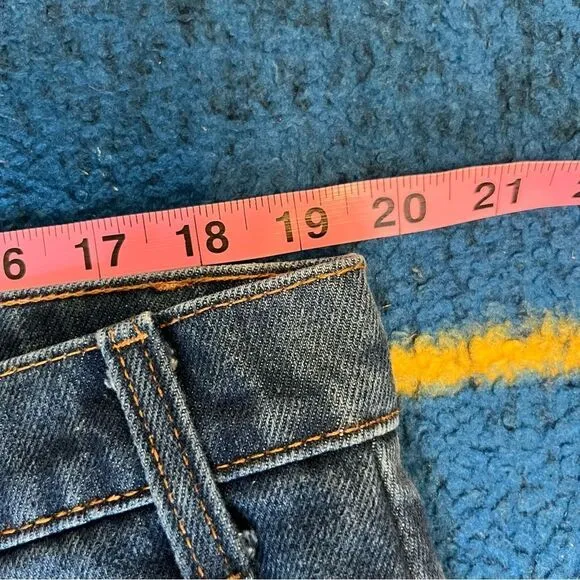 Levi’s Vintage 80s Orange Tab Jeans (39 x 31)