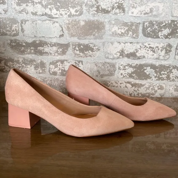 Like New Aldo Pastel Pink Suede Short Block Heels