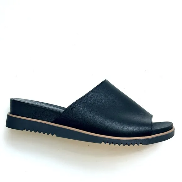 Like New Eileen Fisher Leather Slides, black, size 7.5