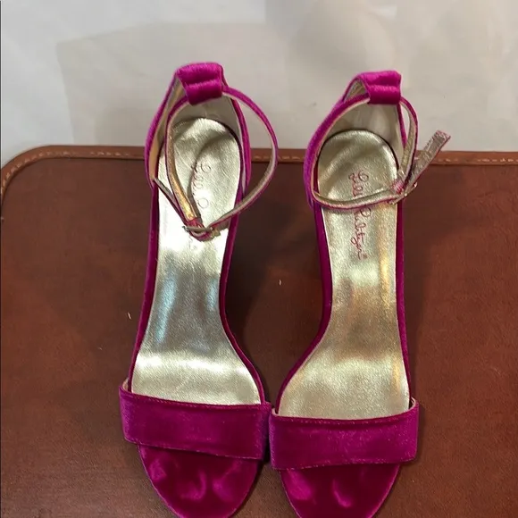 Lilly Pulitzer Women’s 10 Velvet  Pink Fuschia Elegant Ankle Stap Open Toe Heels