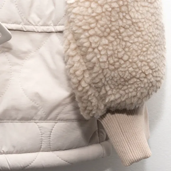 Line &amp; Dot. Milan Sherpa Puffer Jacket | Padded Teddy Coat Cream NWT