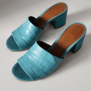 L'INTERVALLE | Kenya Croco sandals heels patent leather Turquoise Blue Sz 8