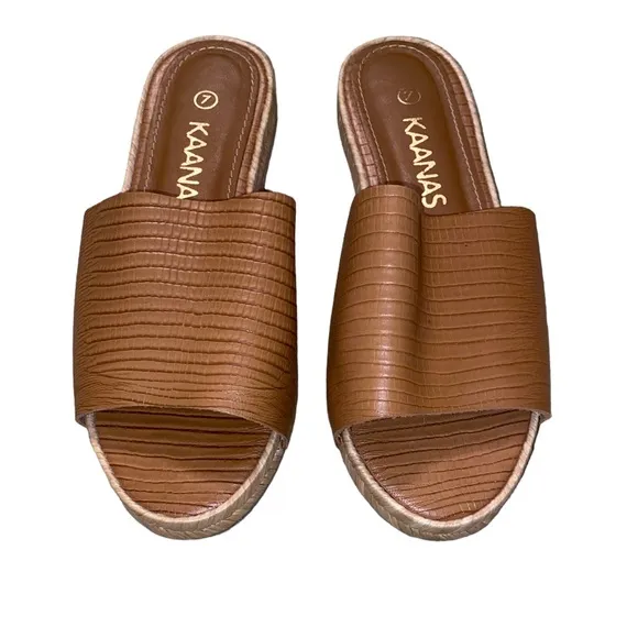 LN Kaanas Tan Embossed Leather Espadrille Slides Sandals - 7