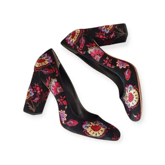 Loeffler Randall Sydnee Black Floral Suede Embroidery High Block Heel Pumps Sz 6