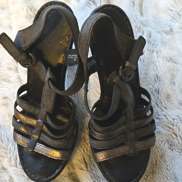LOT Of 3 Pairs Womens BORN Comfort Heels Open Toe Platform Sandals Size 7