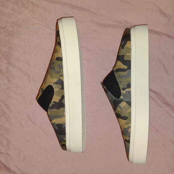LUCKY BRAND👣 Tychael Sneaker Mules