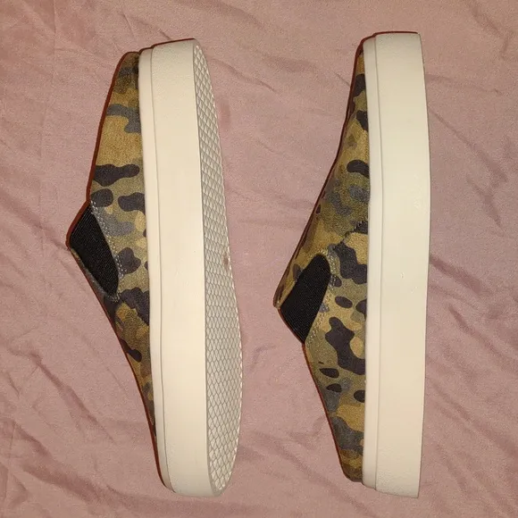 LUCKY BRAND👣 Tychael Sneaker Mules
