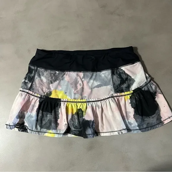 LULULEMON RARE Run Willpower Skirt in Citron Tinted Canvas