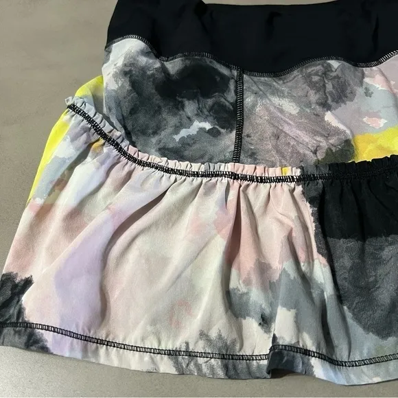 LULULEMON RARE Run Willpower Skirt in Citron Tinted Canvas